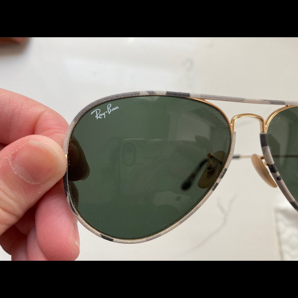Ray-Ban Aviators - Picture 7 of 11